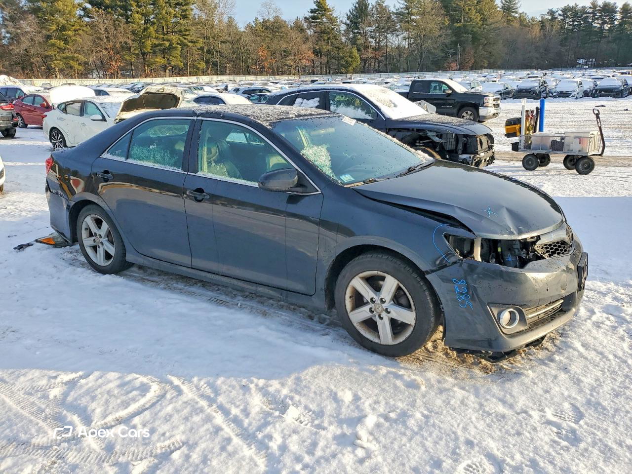 Toyota Camry 2012