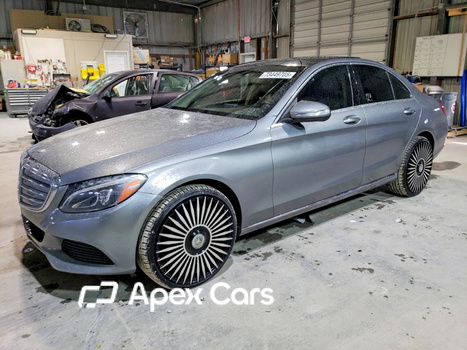 Mercedes-Benz  2015 - Image 1 of 12