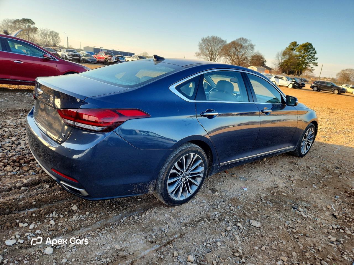 Hyundai Genesis 2015