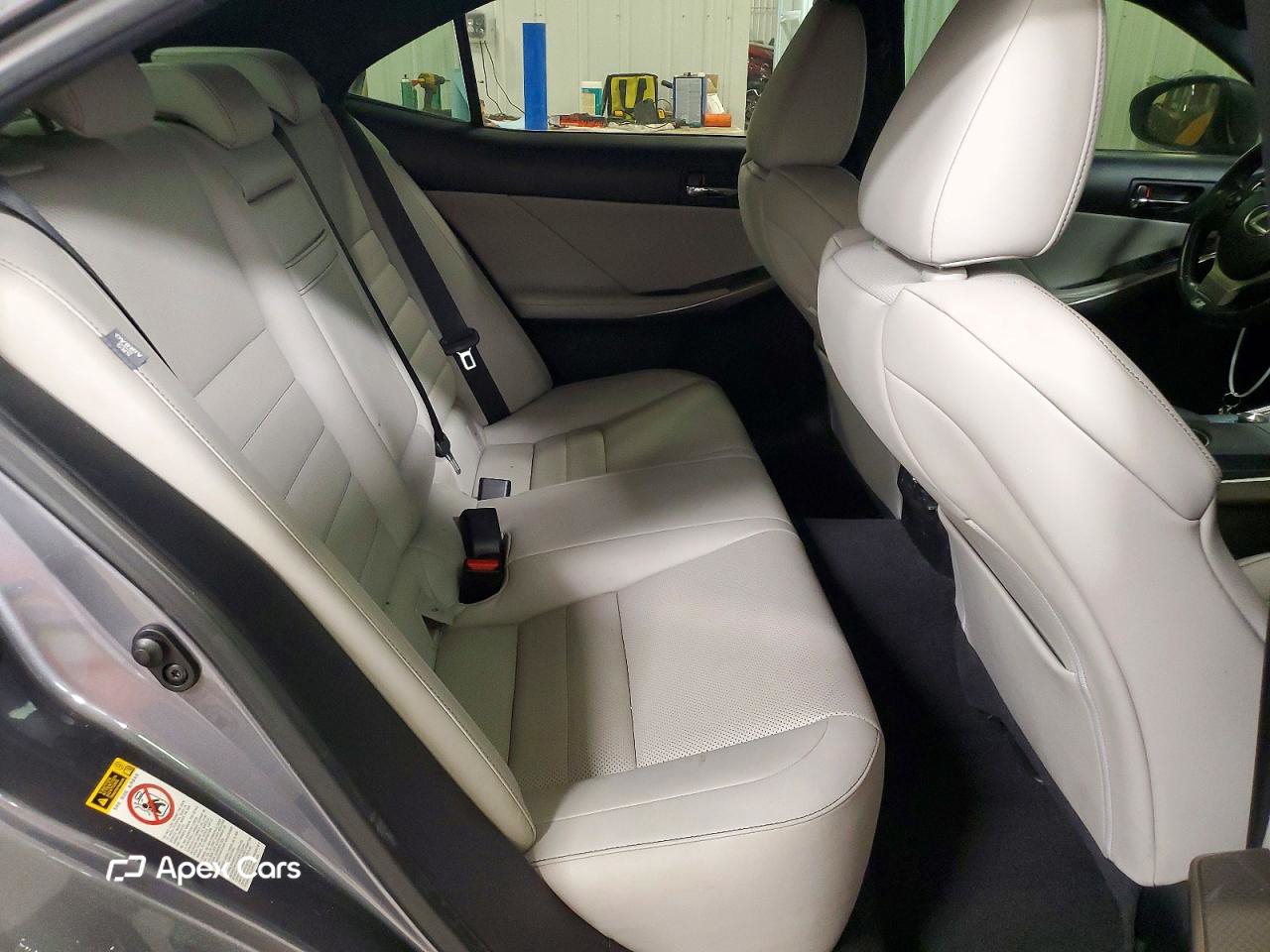 Lexus IS 2015
