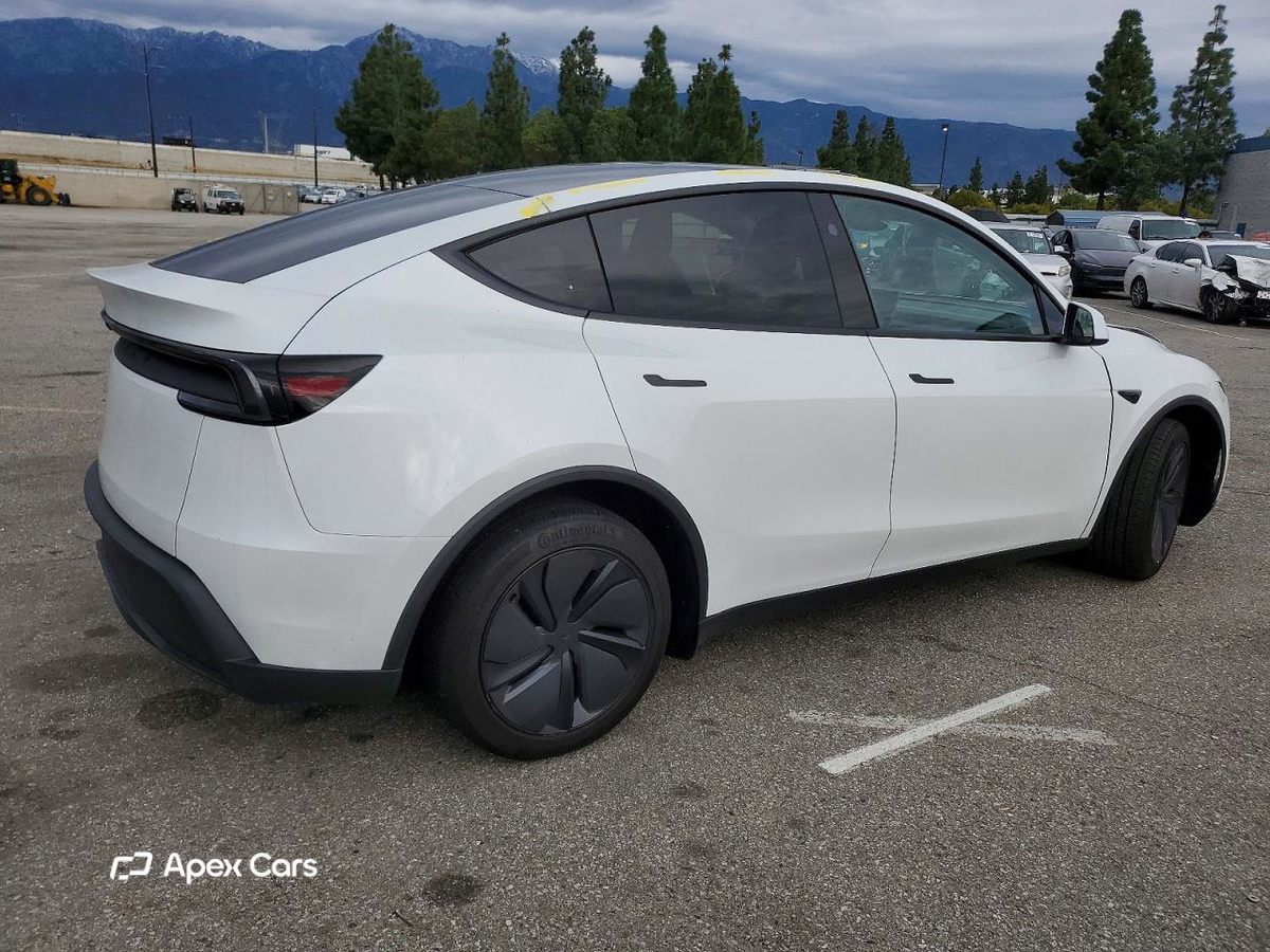 Tesla Model Y 2026