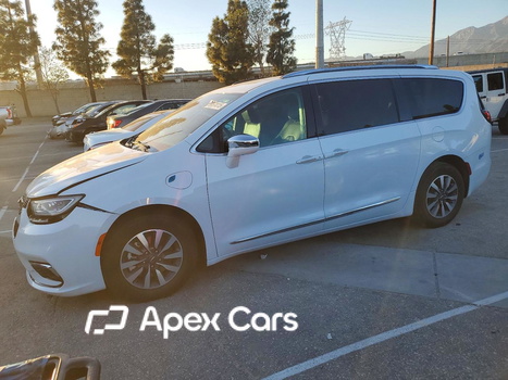 Chrysler Pacifica 2021 - Zdjęcie 1 z 13