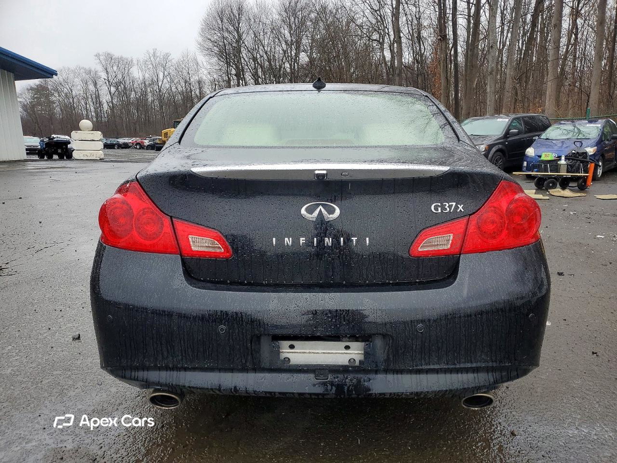 Infiniti G 2012