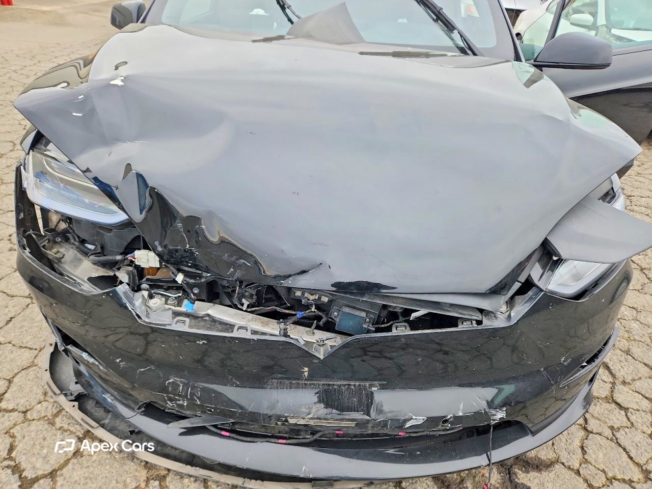 Tesla Model X 2022
