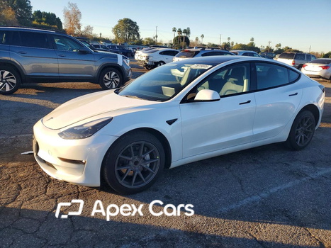 Tesla Model 3 2023 - Image 1 of 12