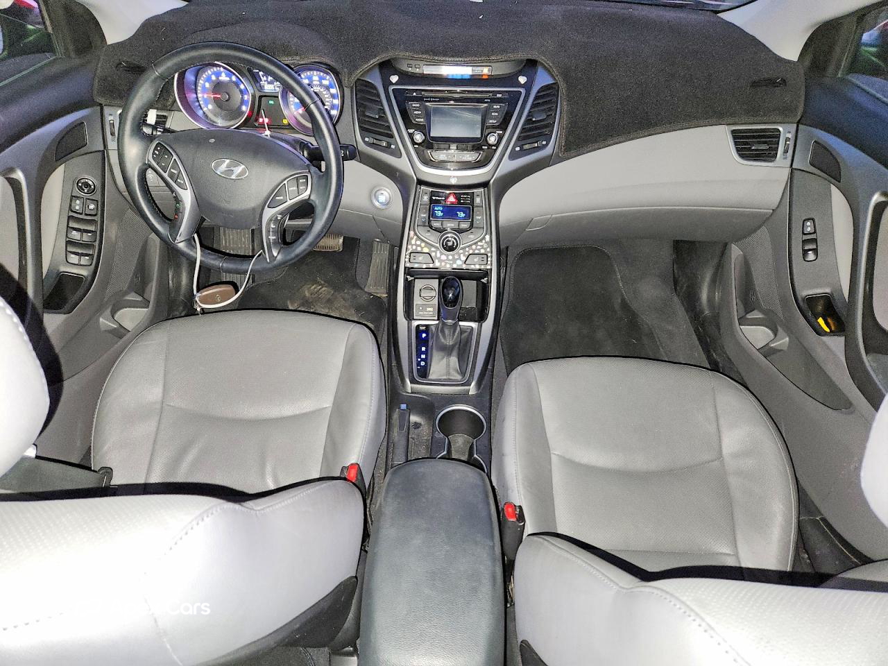 Hyundai Elantra 2016