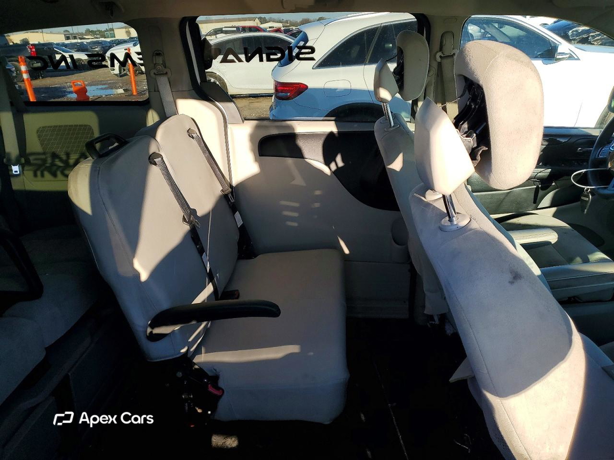 Dodge Caravan 2015