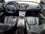 Chrysler 200 2016