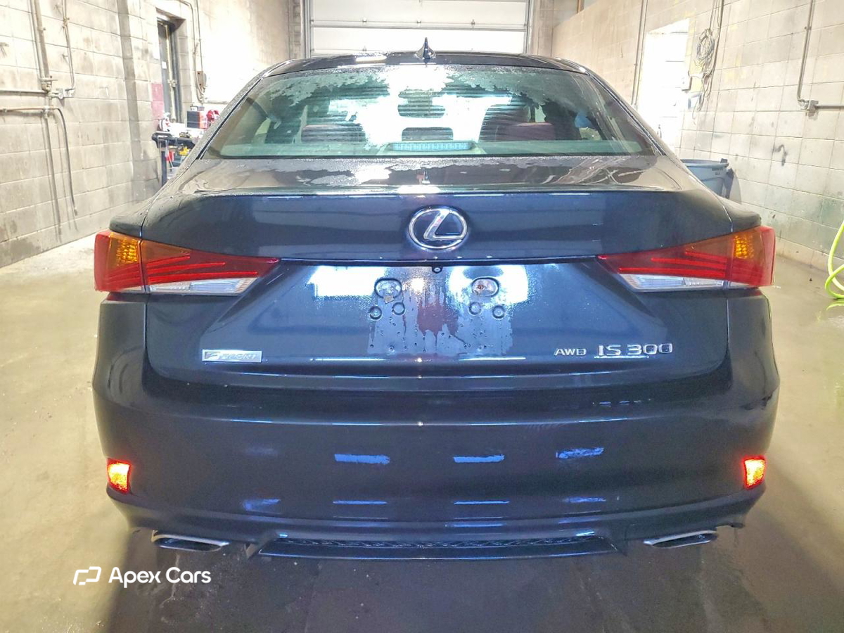 Lexus IS 2019