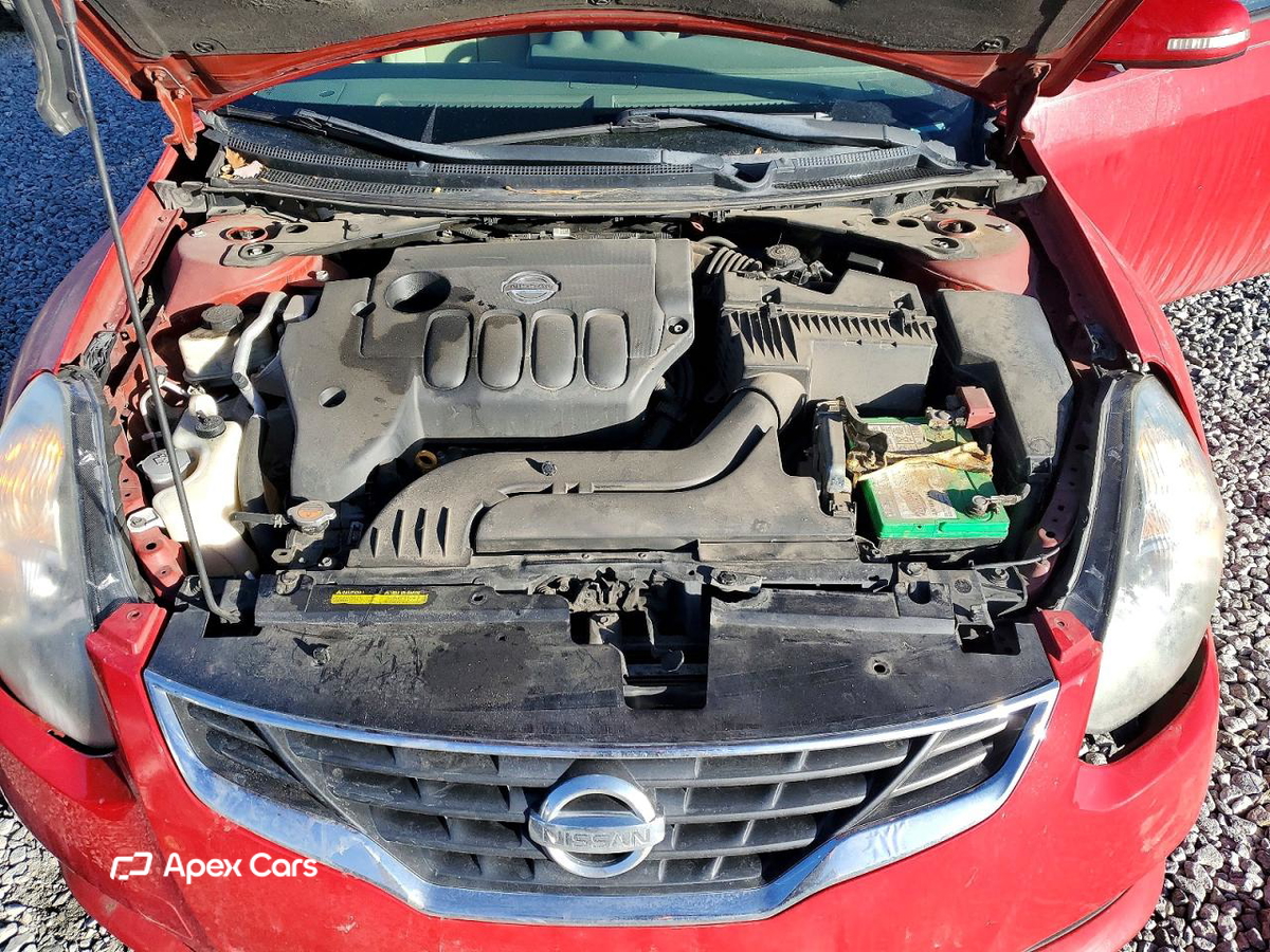 Nissan Altima 2010