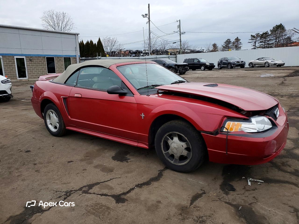 Ford Mustang 2000
