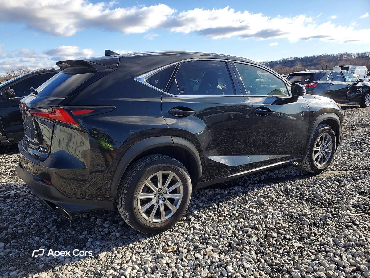 Lexus NX 2021