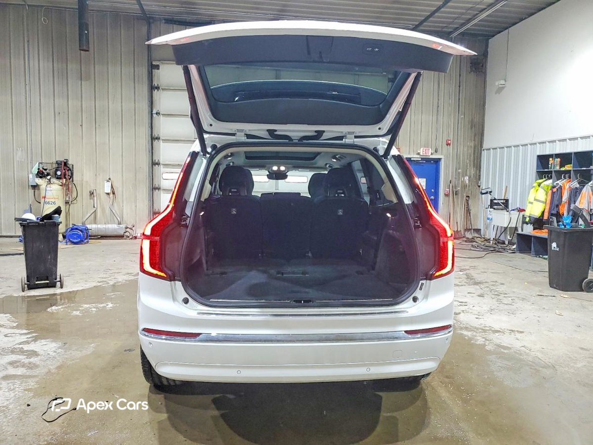 Volvo XC90 2025