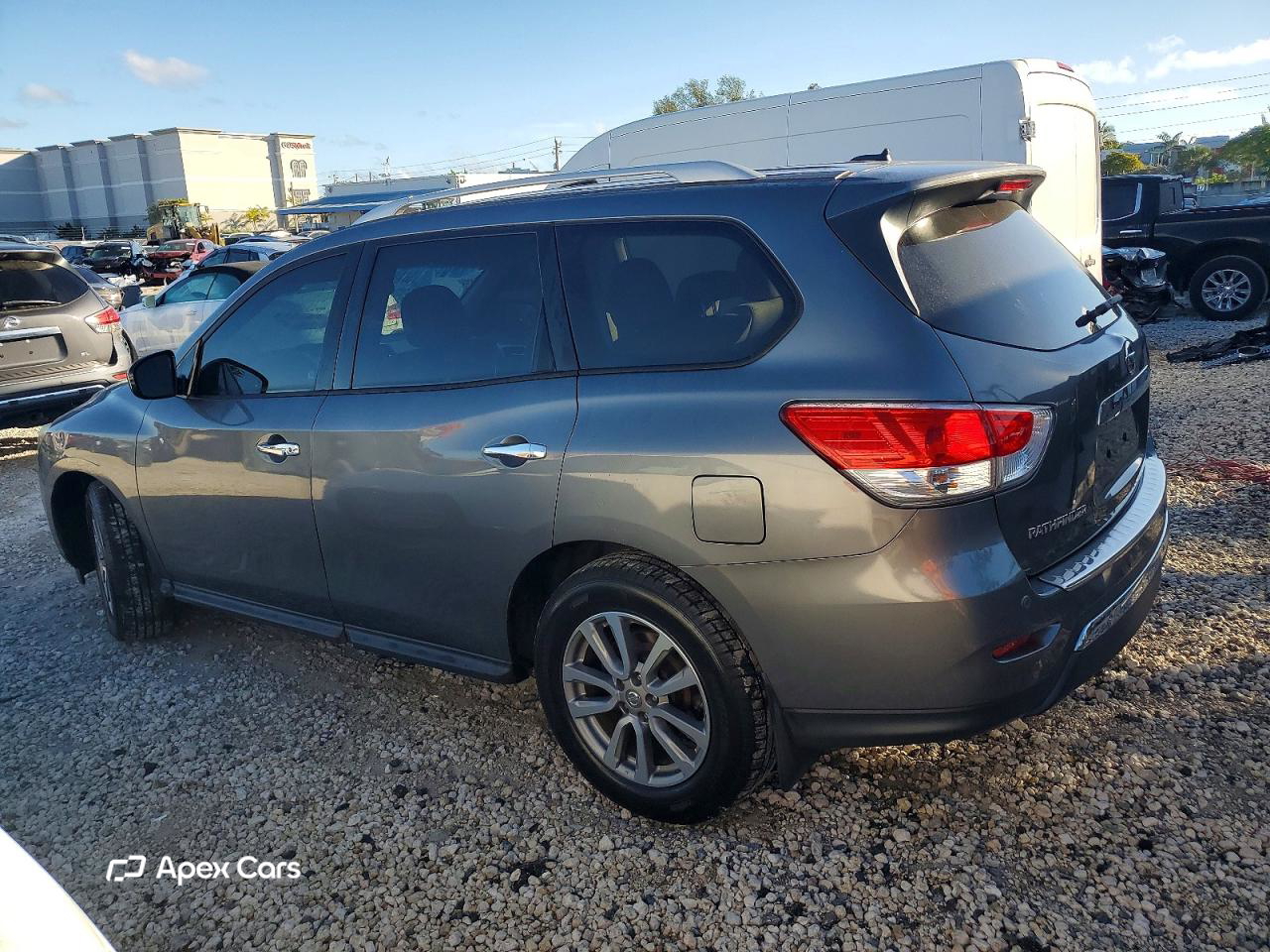 Nissan Pathfinder 2016