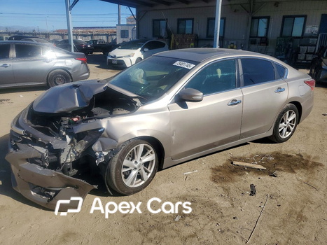 Nissan Altima 2013 - Image 1 of 14