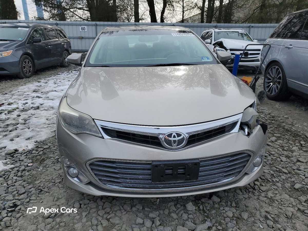 Toyota Avalon 2014