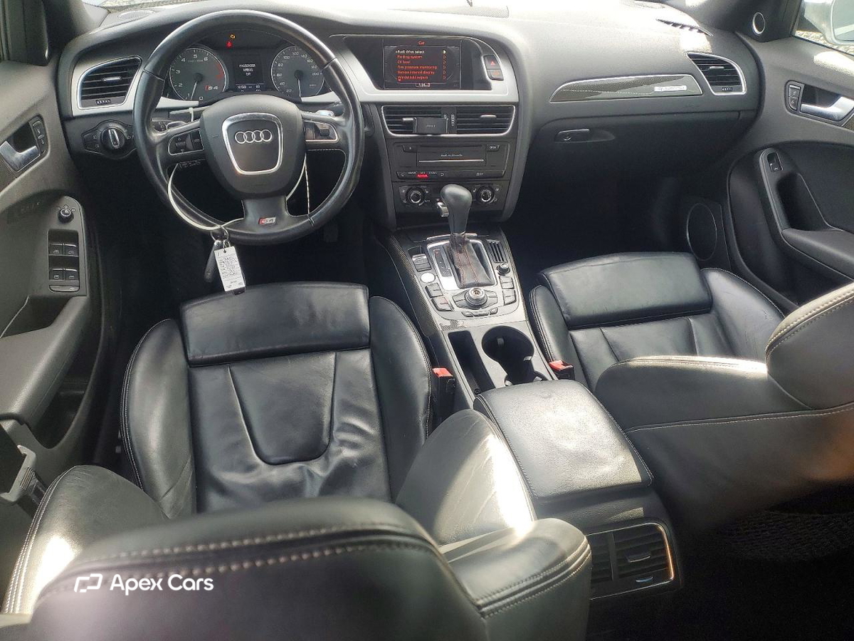 Audi RS4 2012