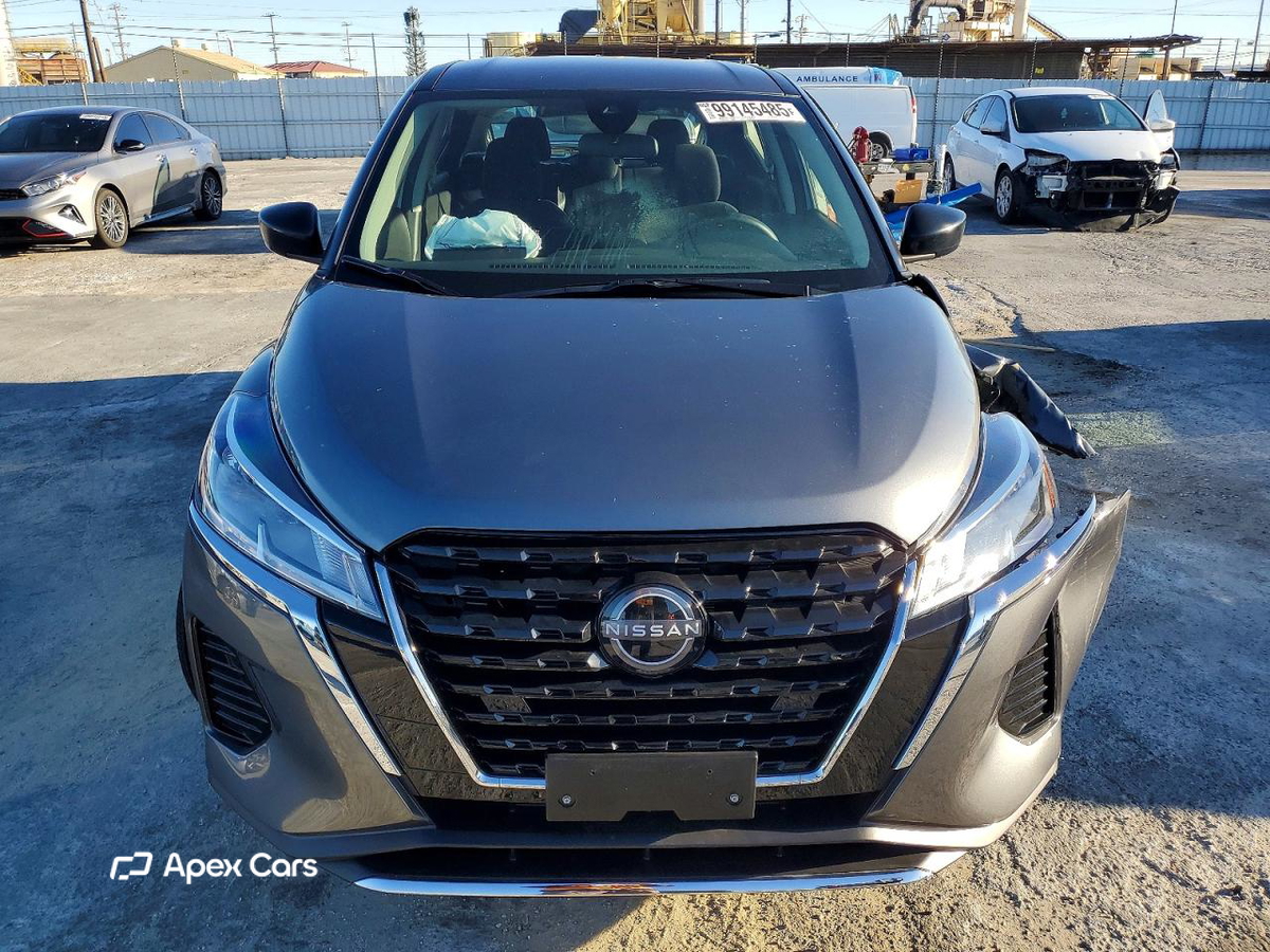 Nissan Kicks 2025