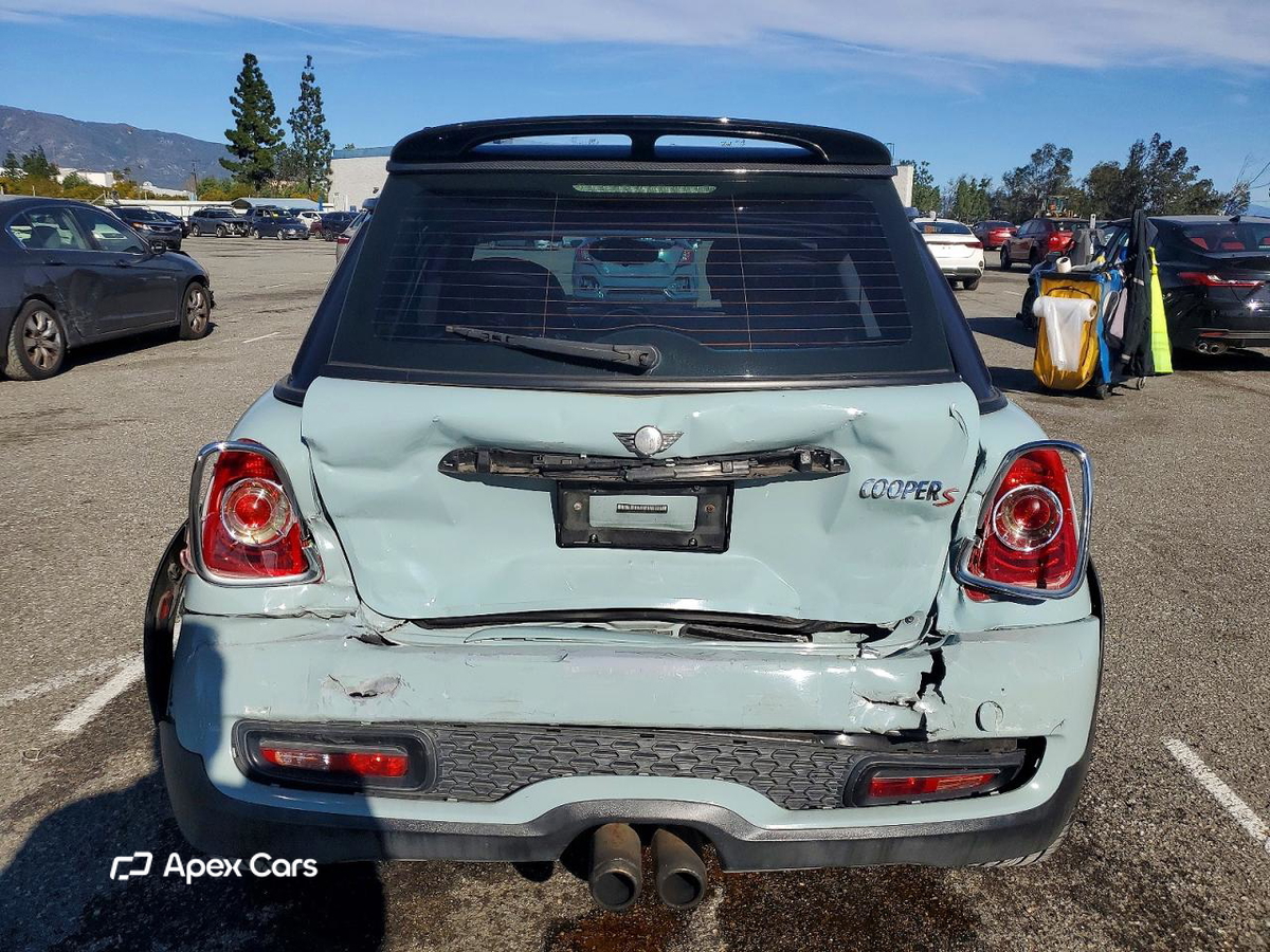 MINI Cooper 2012