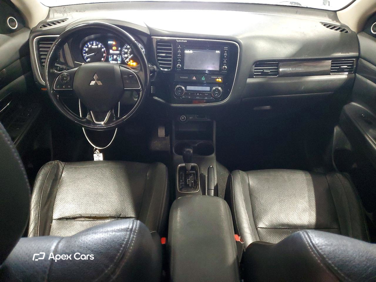 Mitsubishi Outlander 2016