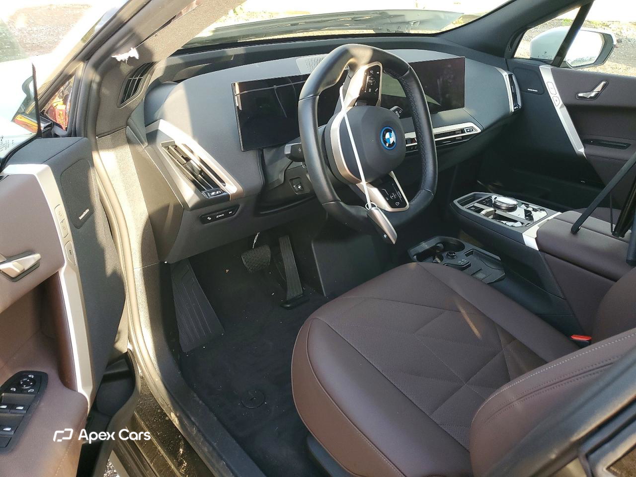 BMW iX 2025