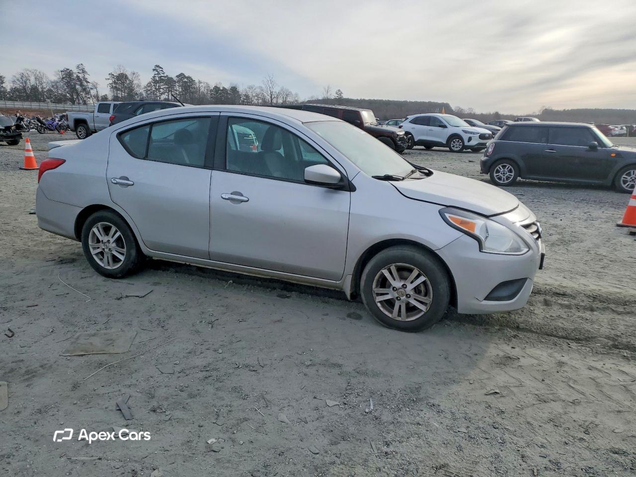 Nissan Versa 2016