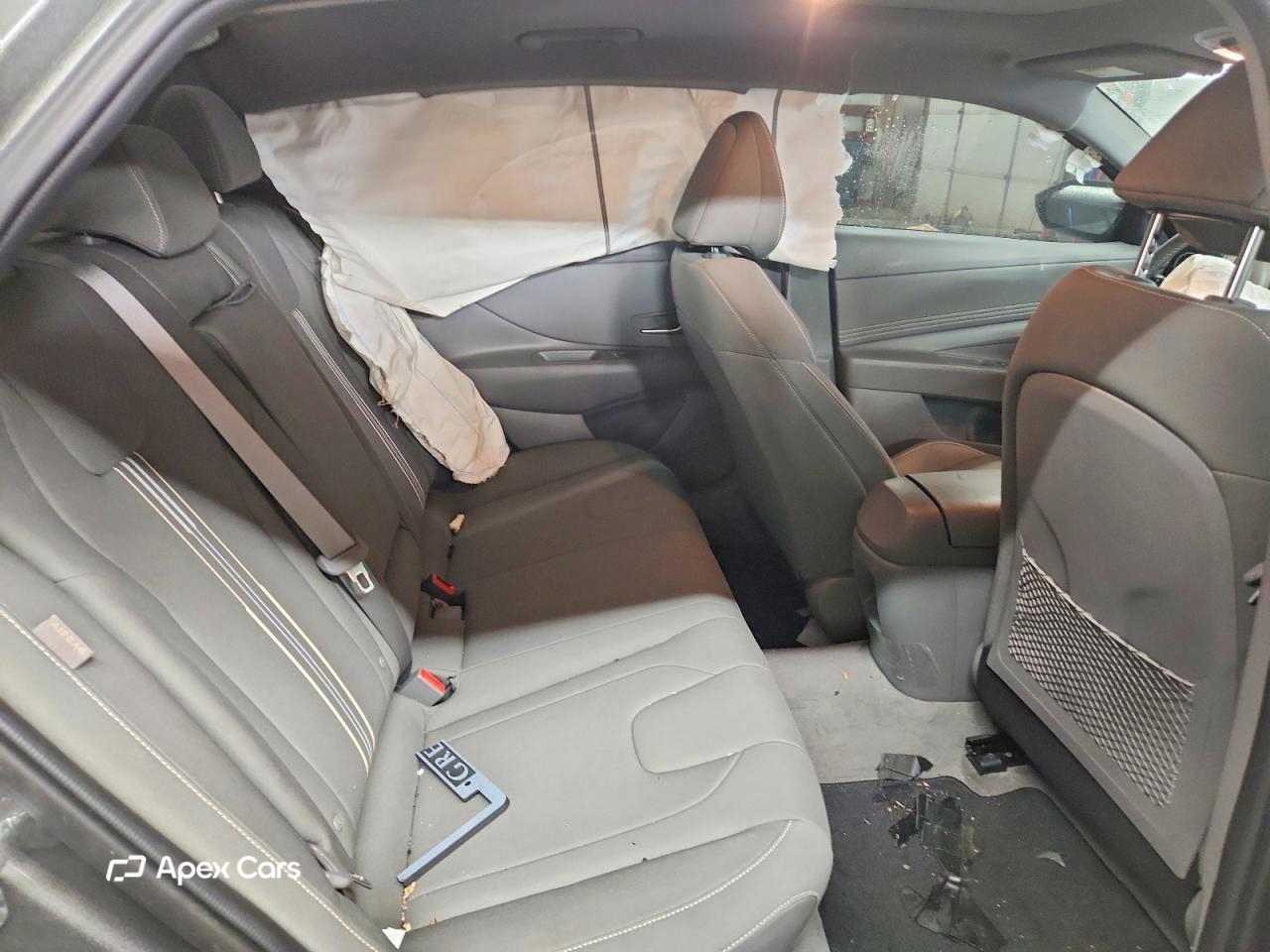 Hyundai Elantra 2024