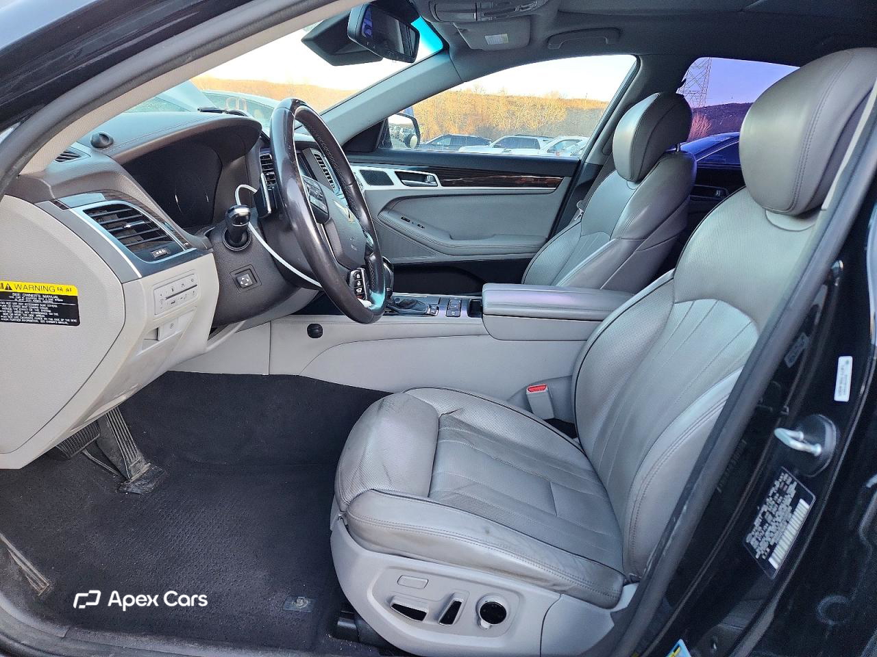 Hyundai Genesis 2015