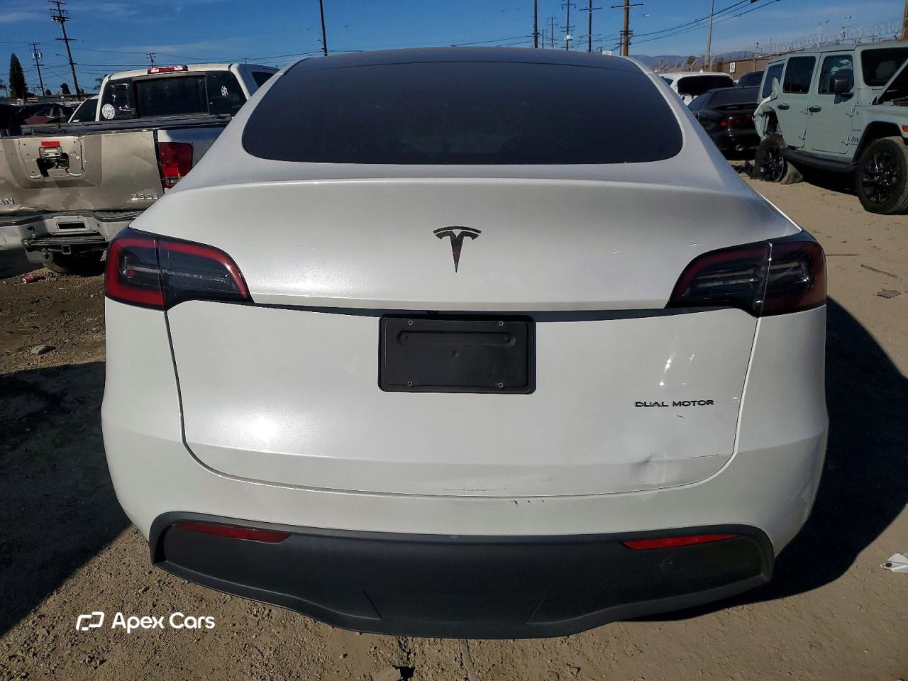 Tesla Model Y 2023