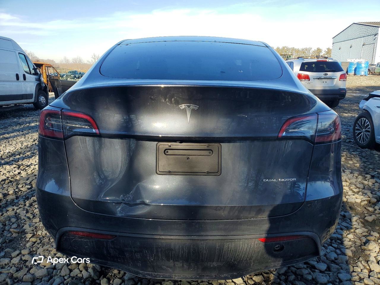 Tesla Model Y 2023