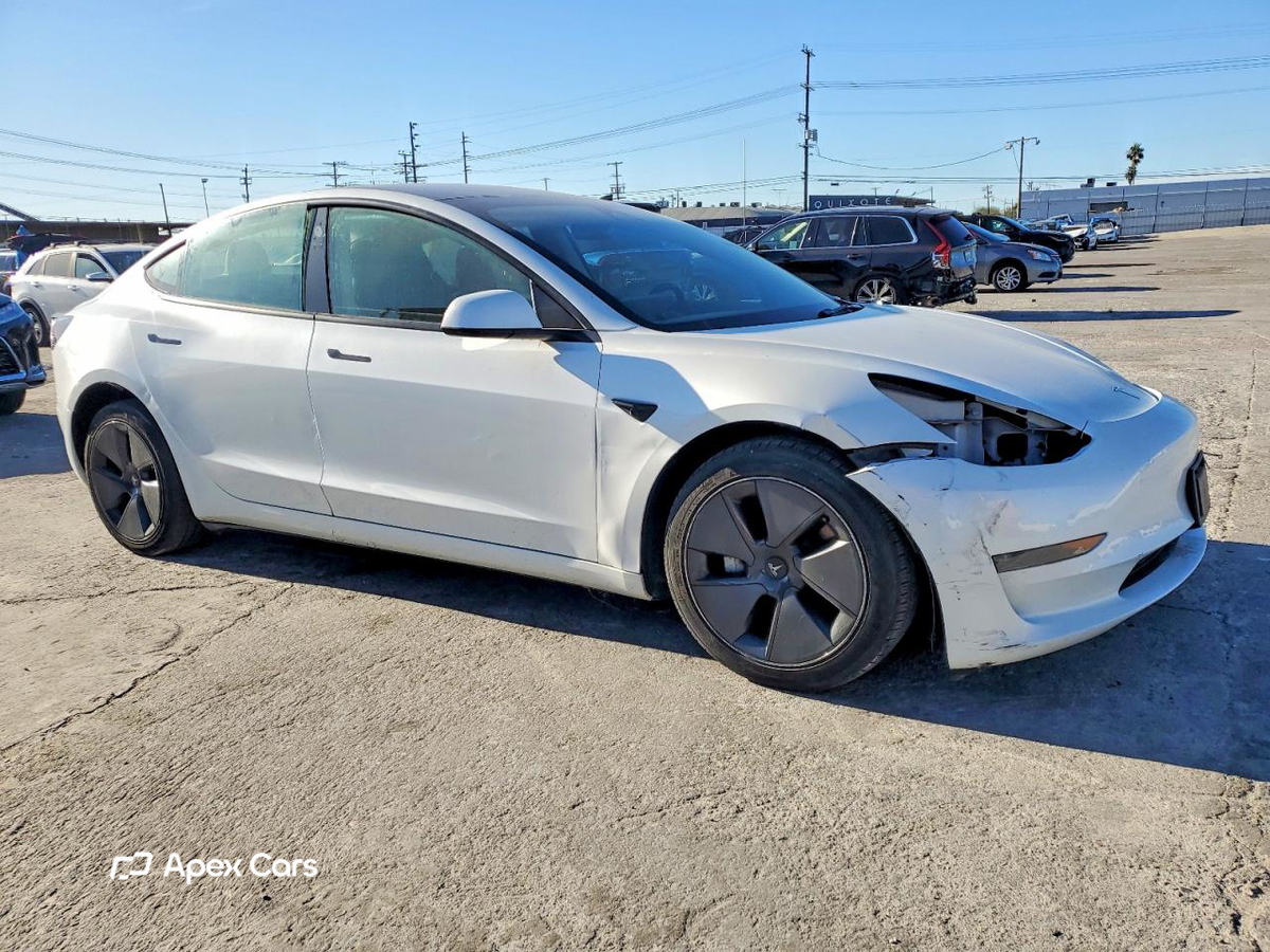 Tesla Model 3 2023