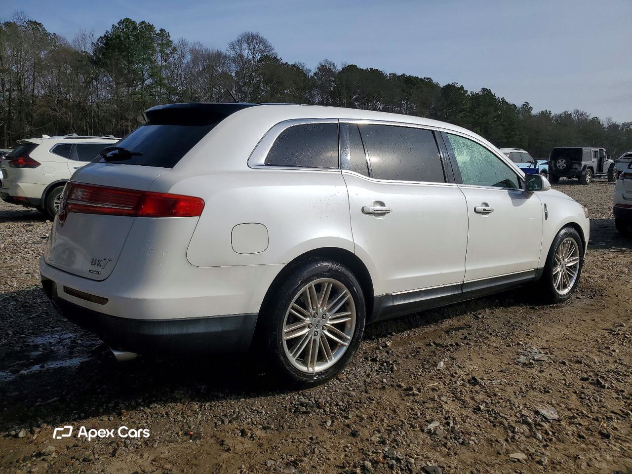 Lincoln MKT 2014