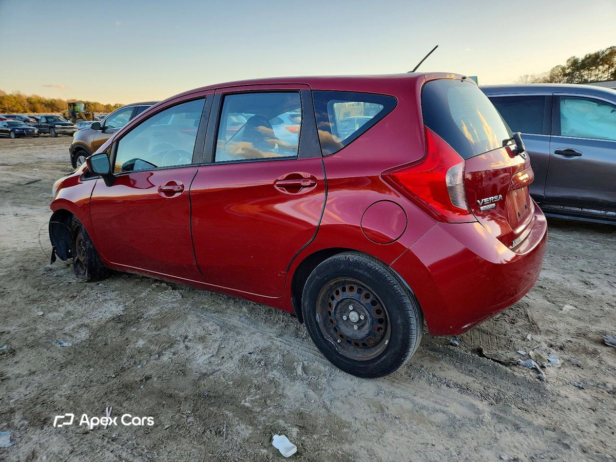 Nissan Versa 2015