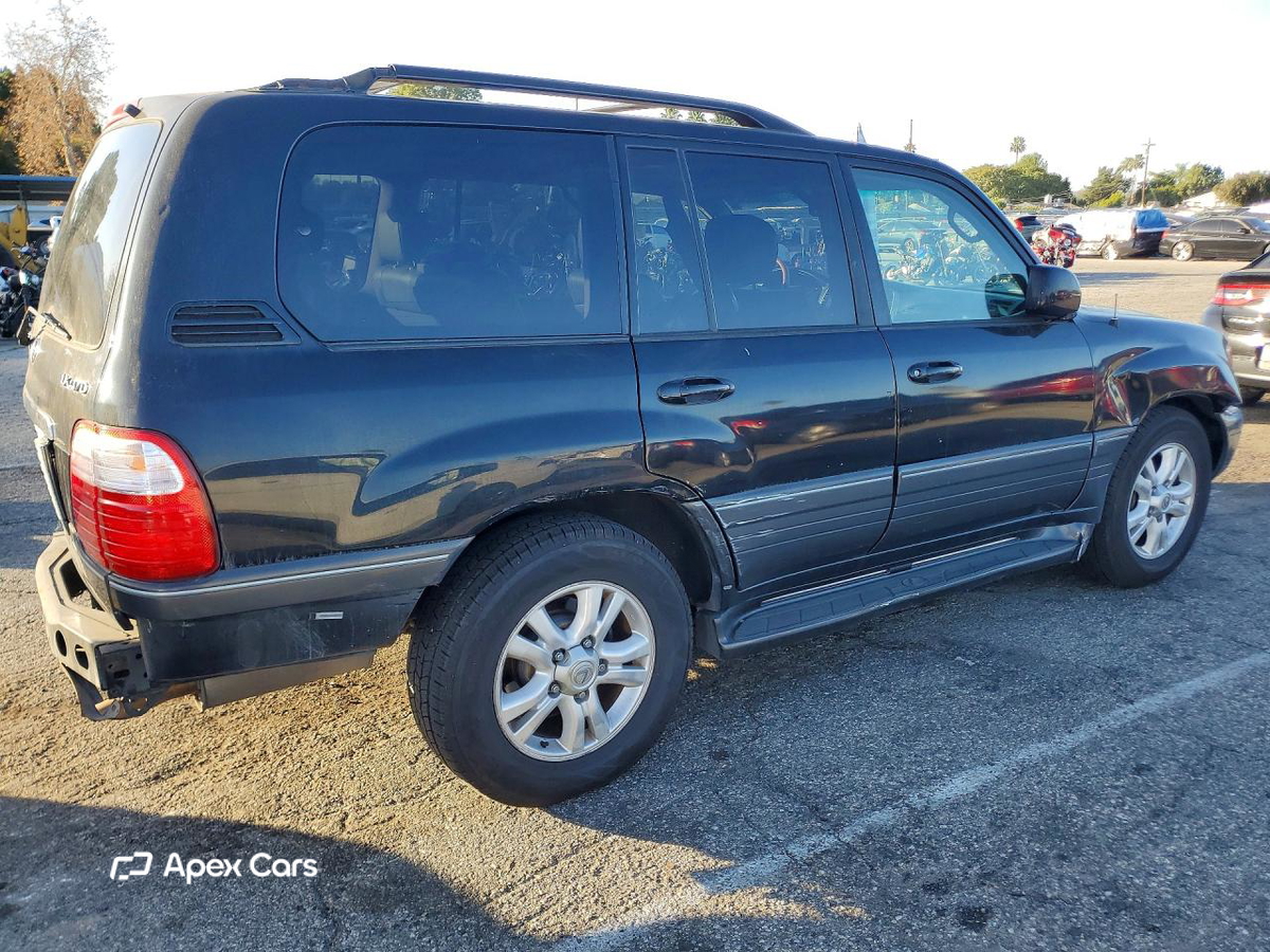 Lexus LX 2005
