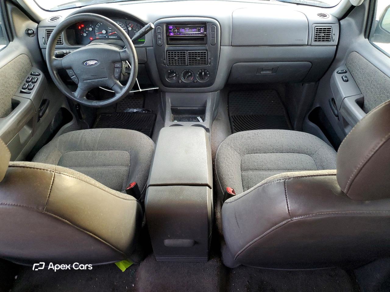 Ford Explorer 2004