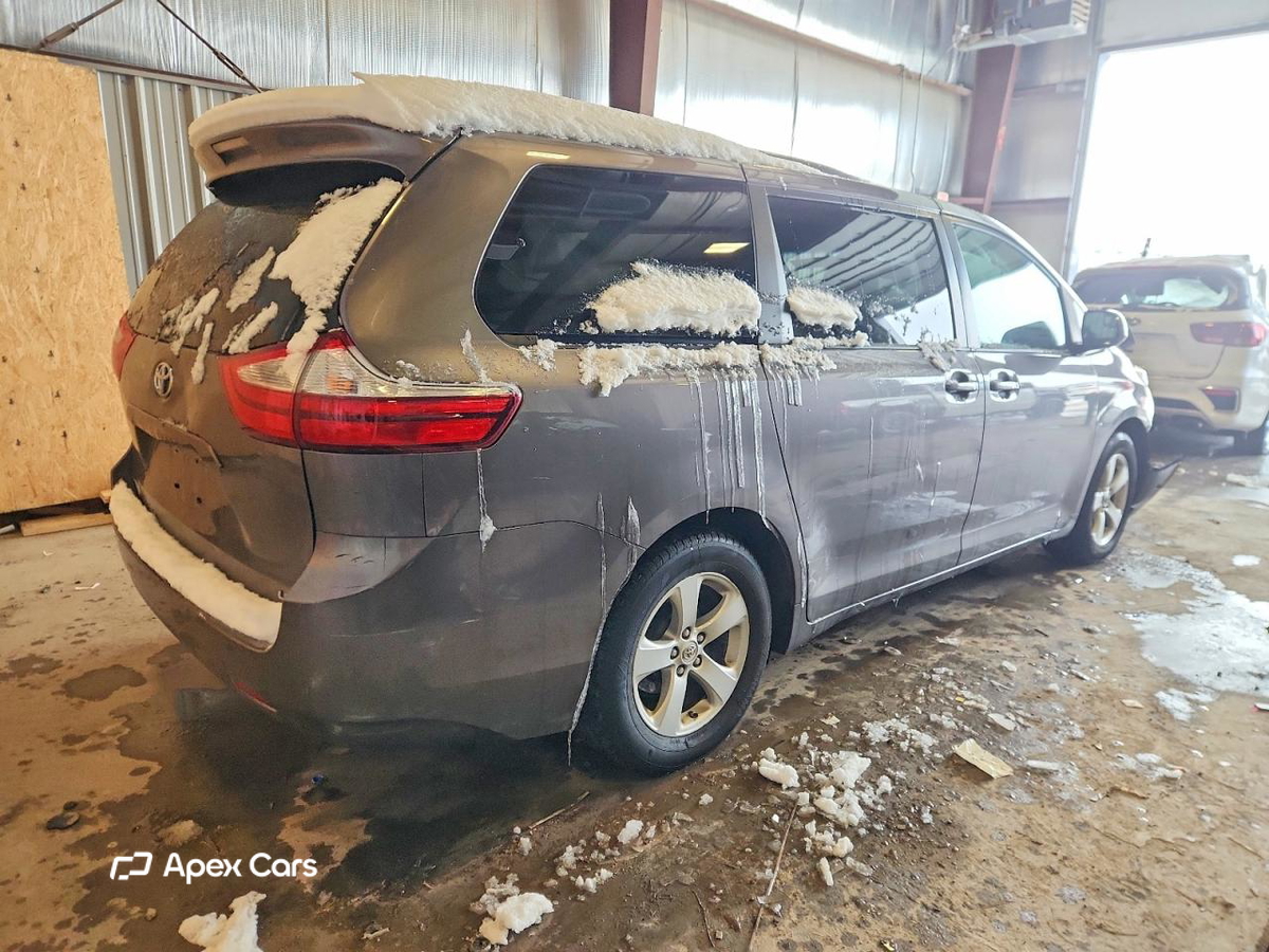 Toyota Sienna 2017