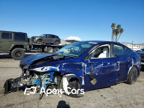 Tesla Model Y 2026 - Image 1 of 12