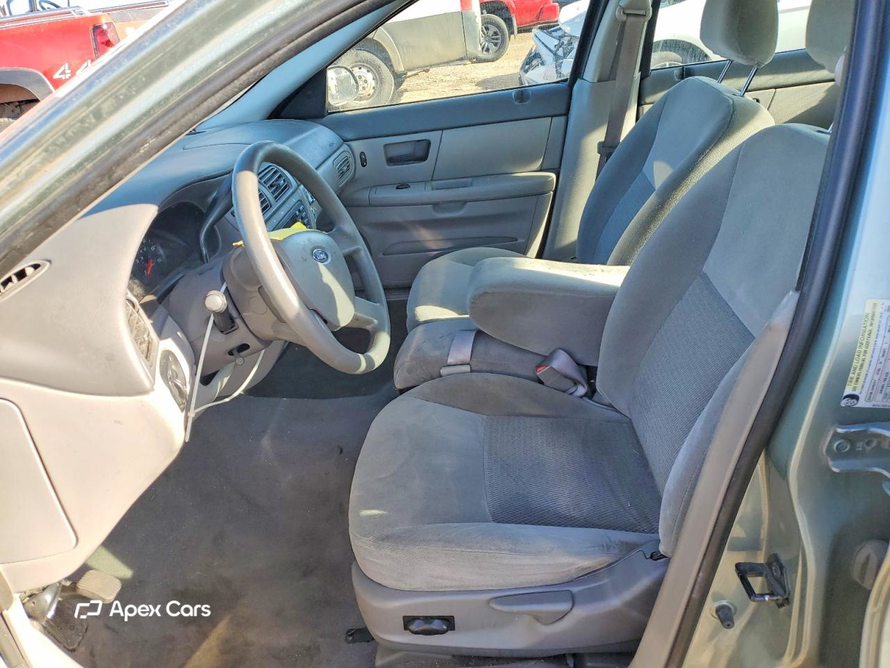 Ford Taurus 2005