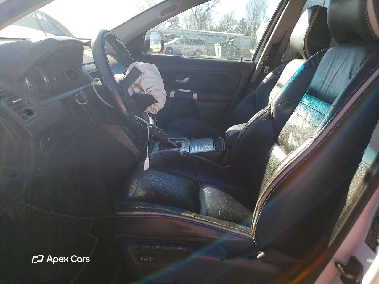 Volvo XC90 2011