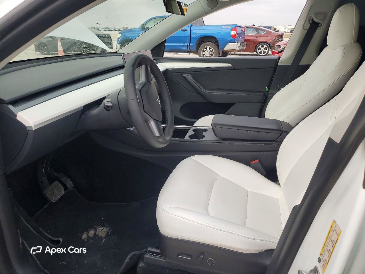 Tesla Model Y 2023