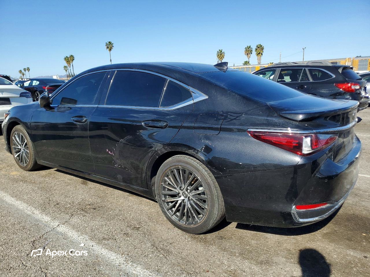 Lexus ES 2025