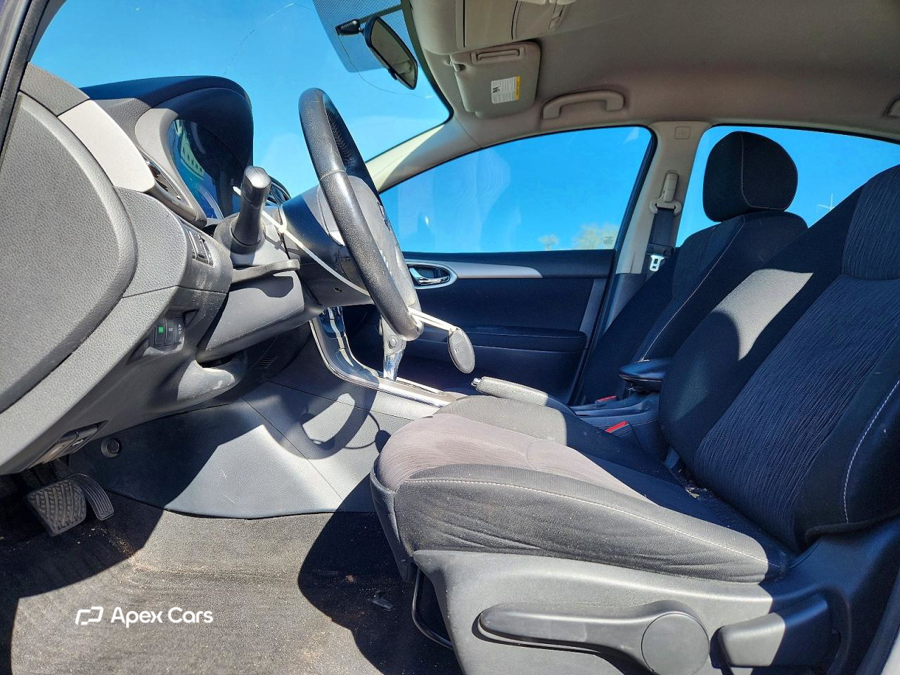 Nissan Sentra 2015
