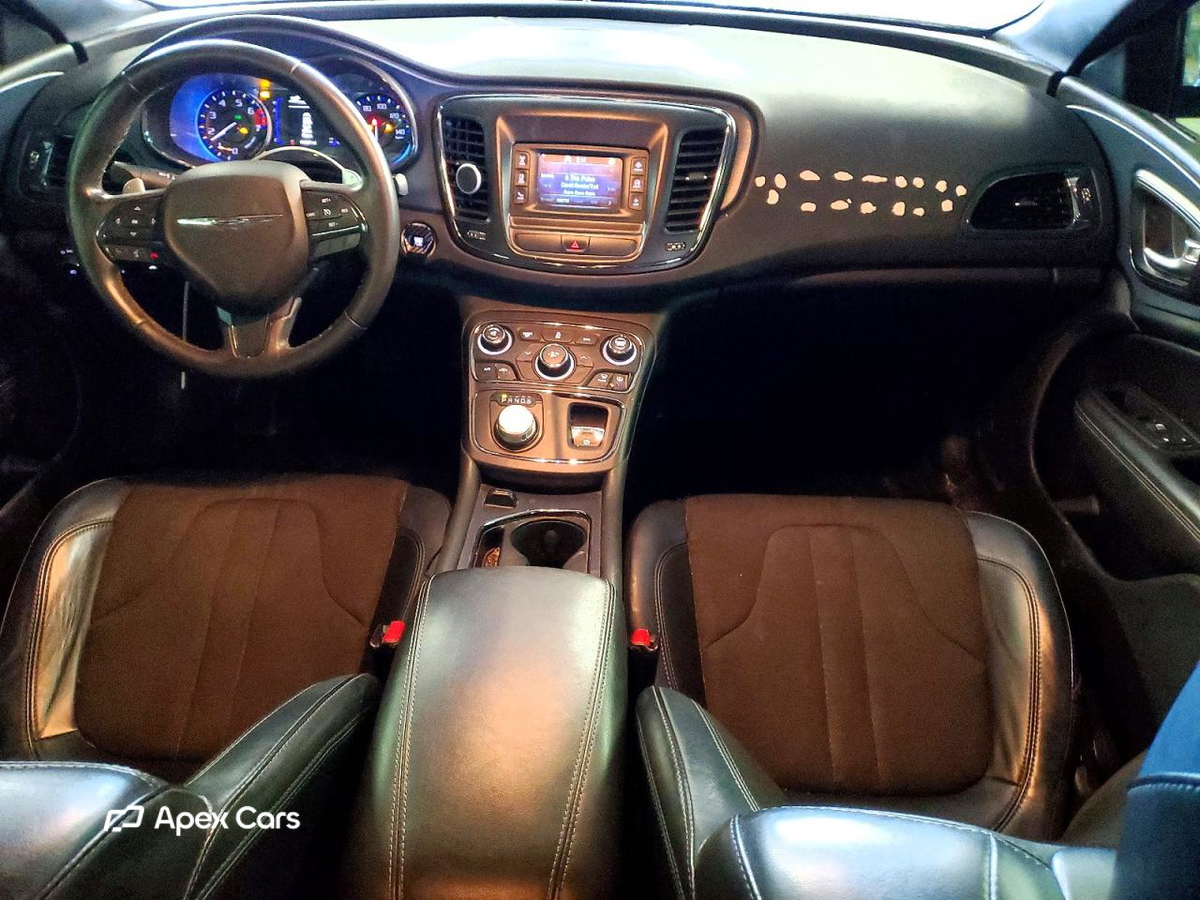 Chrysler 200 2016