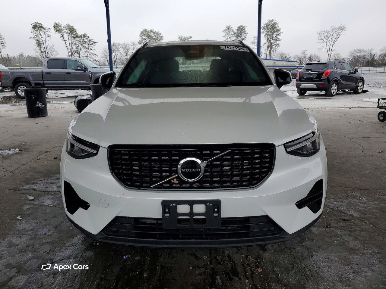 Volvo XC40 2024