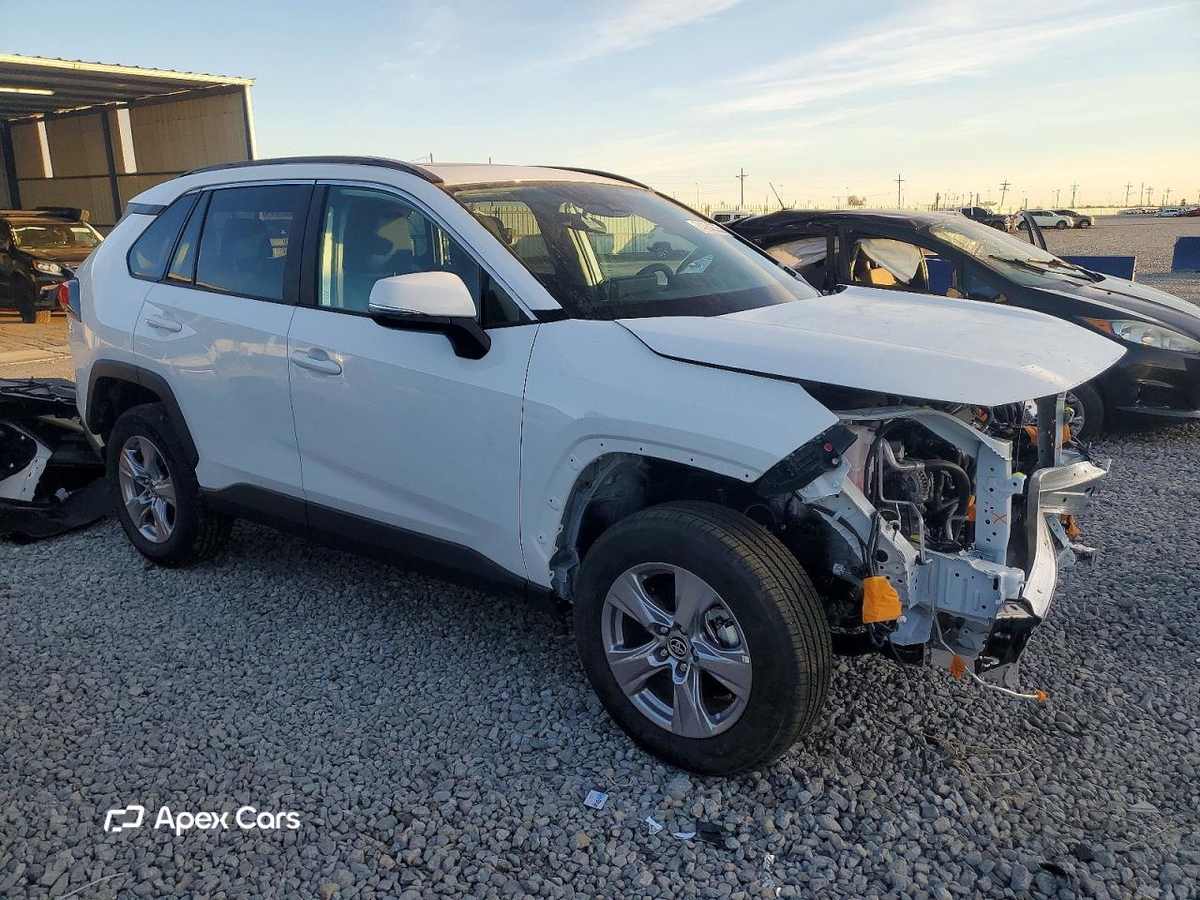 Toyota RAV 4 2025