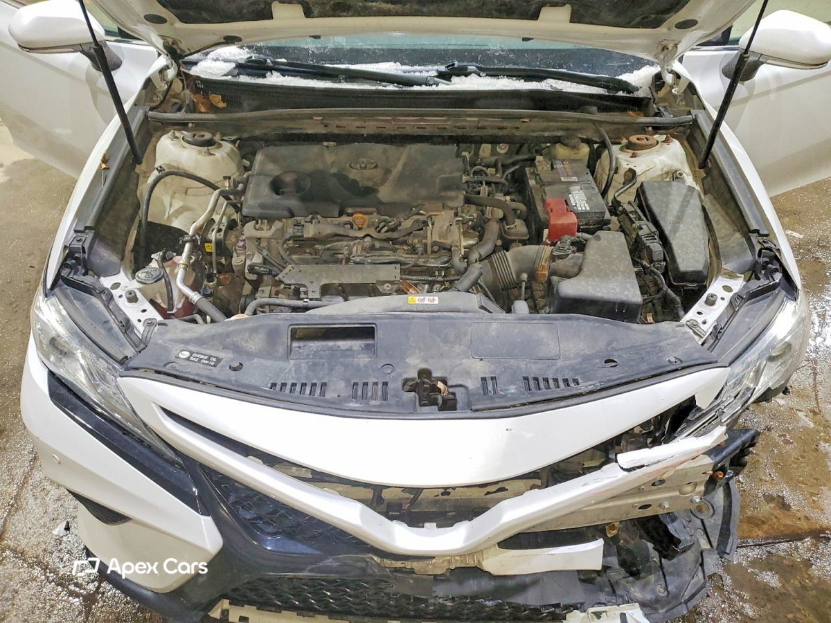 Toyota Camry 2018