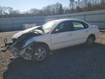 Ford Taurus 2004