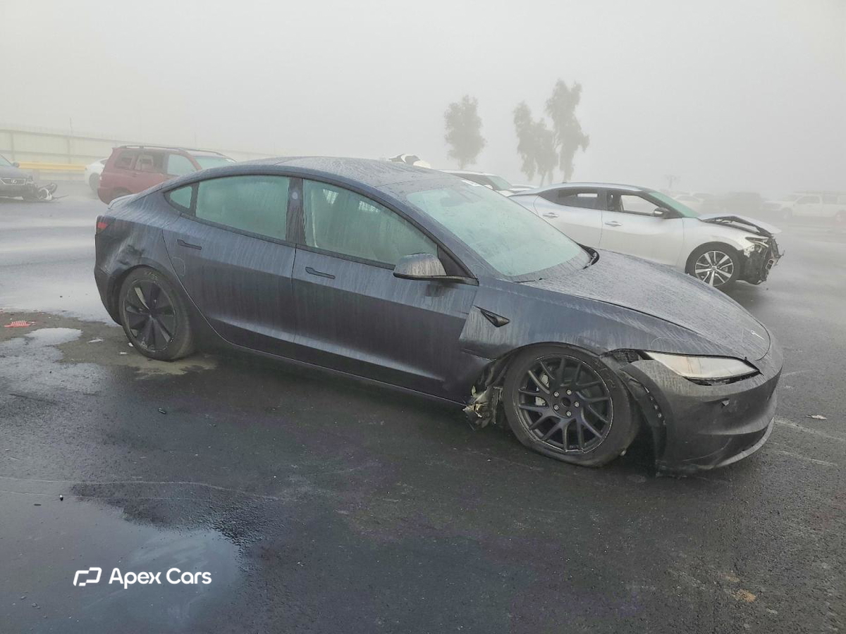 Tesla Model 3 2025