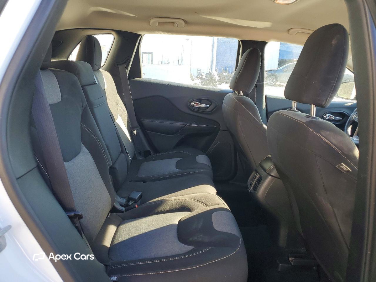 Jeep Grand Cherokee 2016