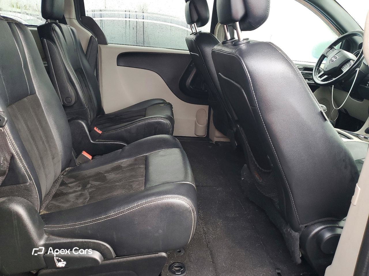 Dodge Caravan 2017